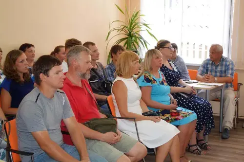 Відкрити зображення до новини: Наш центр реалізує програму з навчання та реабілітації  учасників АТО, внутрішньо переміщених осіб та їх дітей
