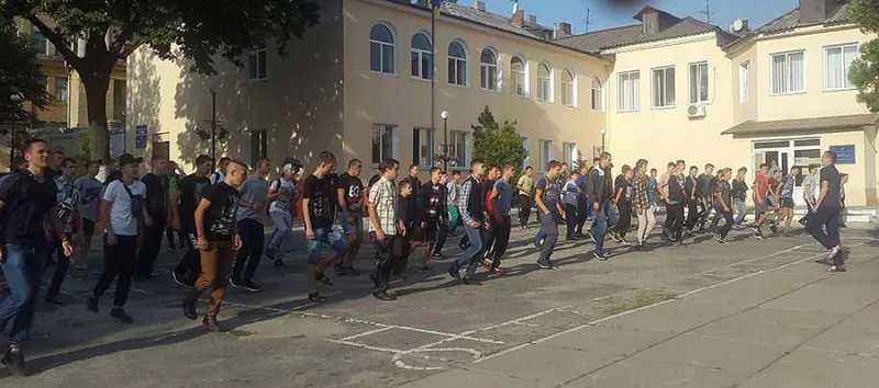 Здоровий спосіб життя у поєднанні зі знаннями –  це основа успіху