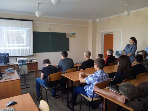 Відкрити зображення до новини: До Всеукраїнського дня бібліотекаря