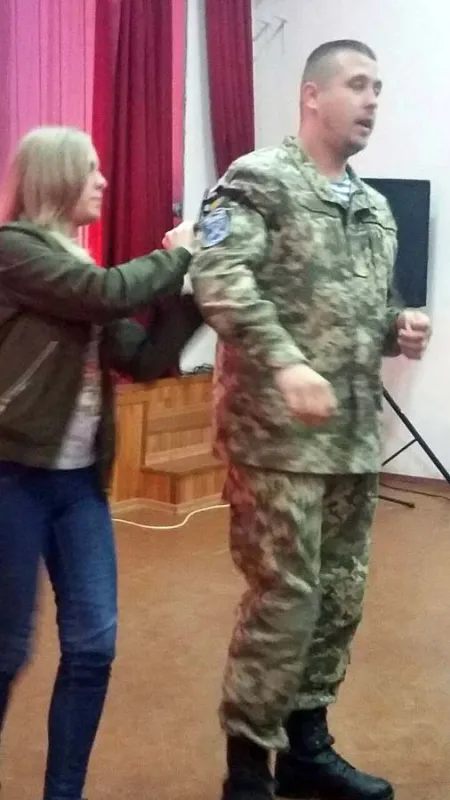 Навчання діям у надзвичайних ситуаціях та азам тактичної медицини