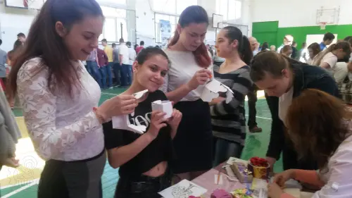 Відкрити зображення до новини: Участь в майстер-класі з профорієнтації  зі школярами Софіївського району