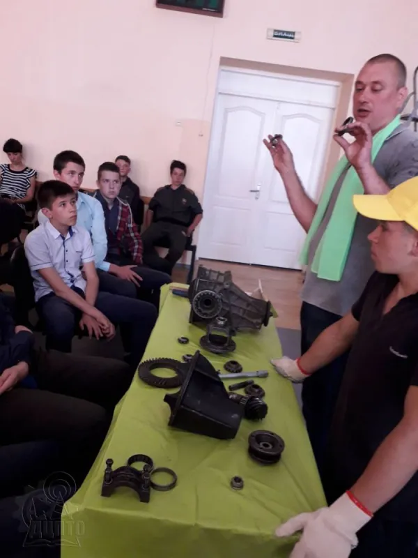 Участь в майстер-класі із школярами м.Підгородне