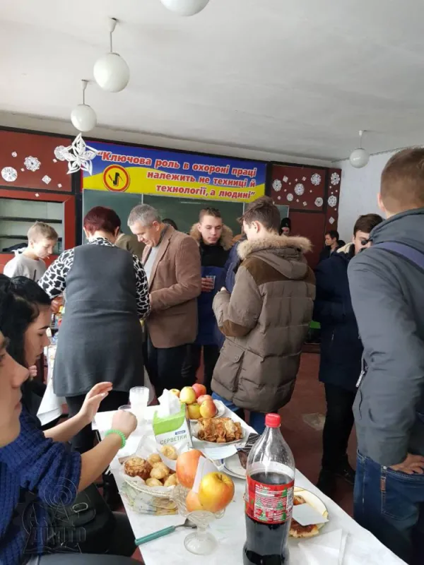 Благодійний ярмарок