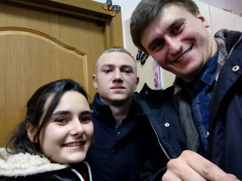 Круглий стіл рою Старокодацького