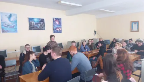 Відкрити зображення до новини: «Створюй, спілкуйся та поважай: кращий Інтернет починається з тобою»