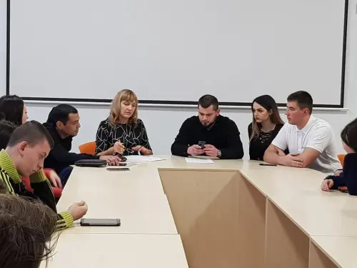 Відкрити зображення до новини: Молодіжна рада центру розширює горизонти