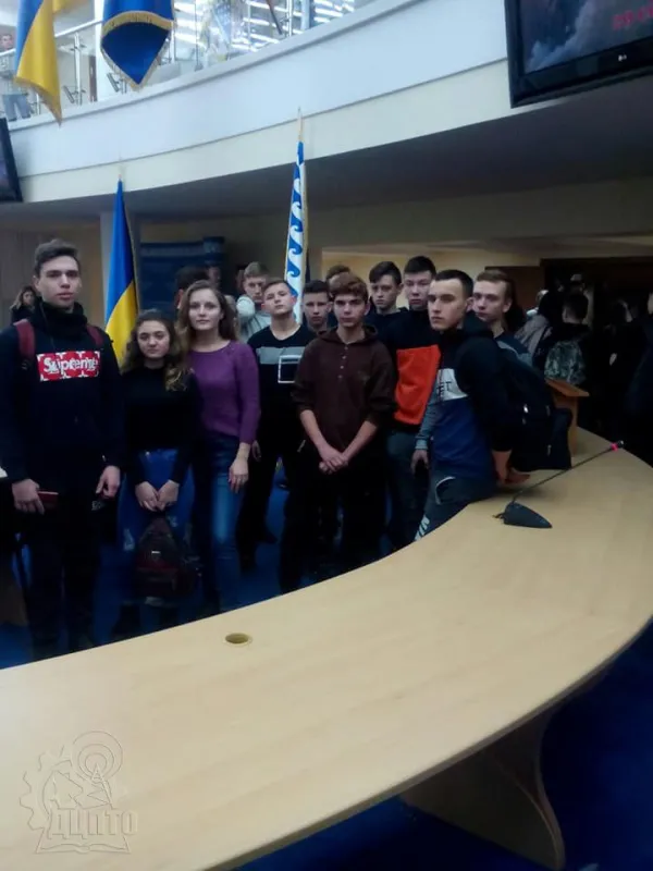 Слава Вам, нескорені Герої Крут!