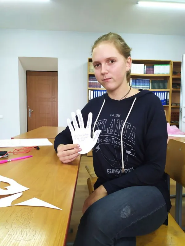 Долоня на папері – або як зробити, щоб мрії швидше збувались