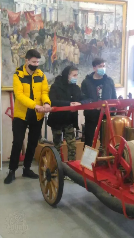 Наші здобувачі освіти відвідали виставку пожежно-рятувальної служби