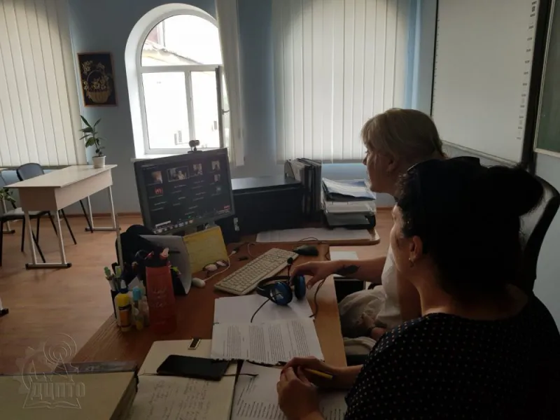 ДНІПРОВСЬКИЙ ЦЕНТР ПРОФЕСІЙНО-ТЕХНІЧНОЇ ОСВІТИ ЩИРО ВІТАЄ З ДНЕМ ЗНАНЬ!