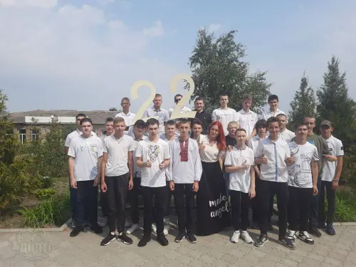 Відкрити зображення до новини: Сьогодні в вересневий день святковий…