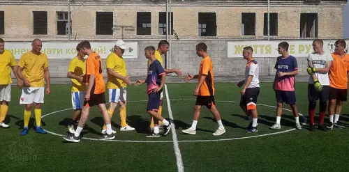 Відкрити зображення до новини: Сенсаційний  матч  - педагоги проти здобувачів освіти!