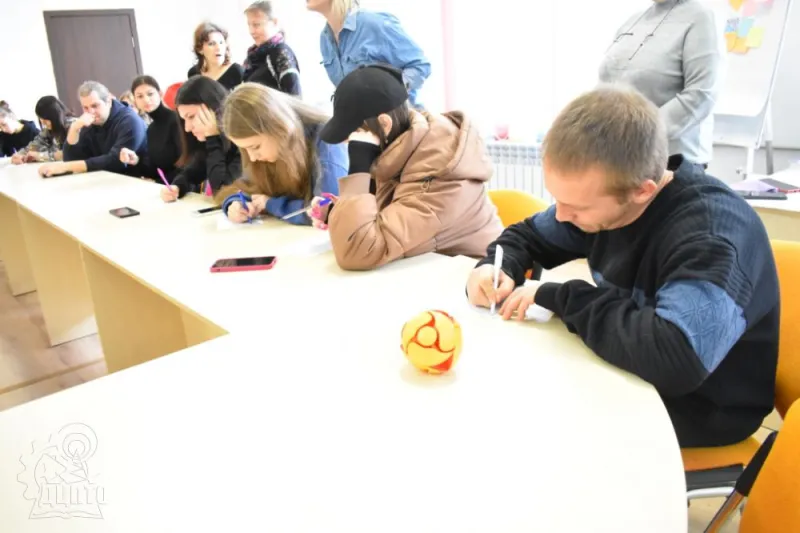 Толерантність підлітка та його родина