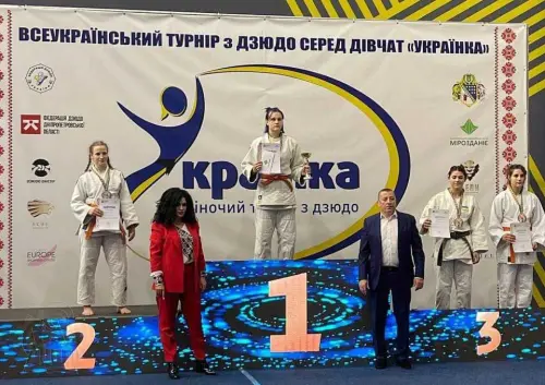 Відкрити зображення до новини: Непереможна дзюдоїстка навчається в ДЦПТО