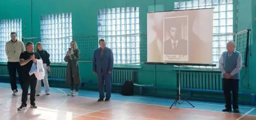 Відкрити зображення до новини: Турнір Берислав-Дніпро у ДЦПТО, присвячений зруйнованій ДЮСШ