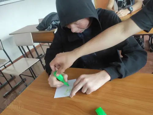 Thumb 1
