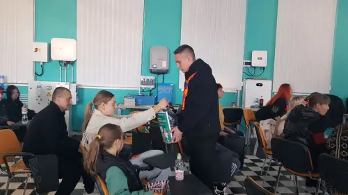 Відкрити зображення до новини: «Монети вдячності» - молодіжна рада ДЦПТО розпочала збір