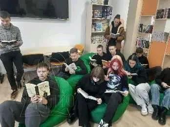 Закохані…в книгу!