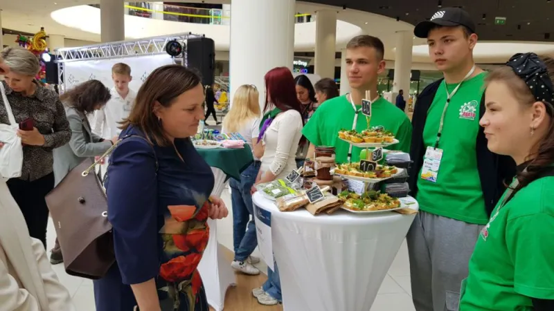 Молодь  ДЦПТО взяла участь у фінальному ярмарку молодіжного підприємництва JUNIOR EXPO 2025 у Києві