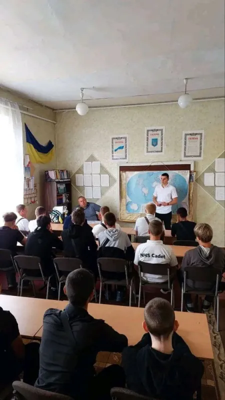 Герої надихають покоління