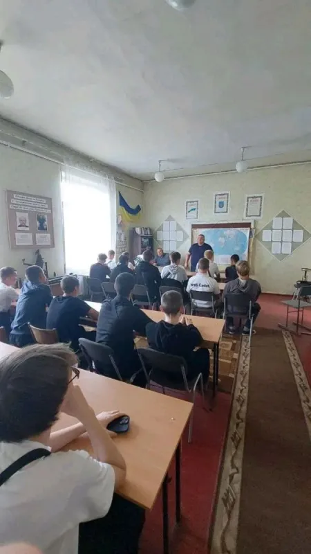 Герої надихають покоління