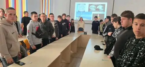 Відкрити зображення до новини: Герої надихають покоління