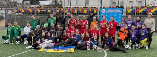 Відкрити зображення до новини: Футбол, весна і дівоча енергія