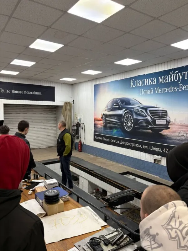 На повній швидкості до професії - візит до Mercedes