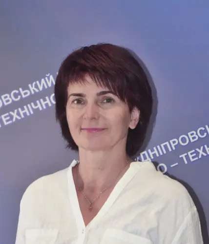 Петрова Валентина, майстер виробничого навчання з професії «токар. верстатник широкого профілю»