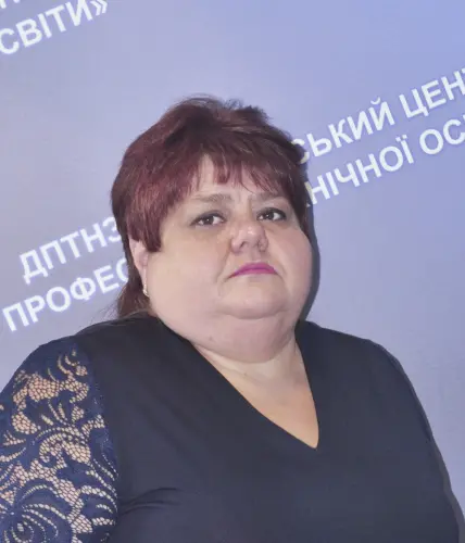 Сьомочкіна Оксана, очільниця приймальної комісії